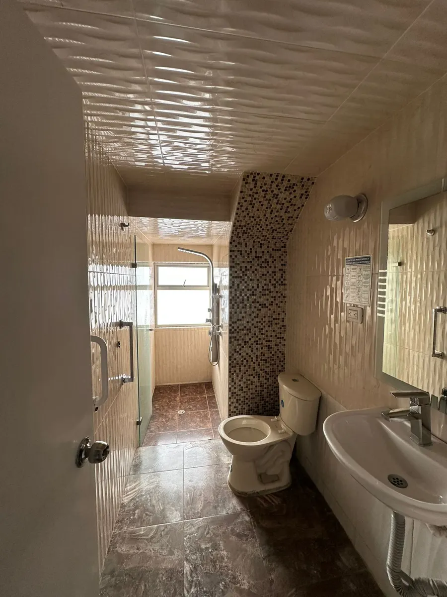 Hogar Gerontologíco Rosas de Antón — hogar geriátrico en San Martín Norte, Barrios Unidos